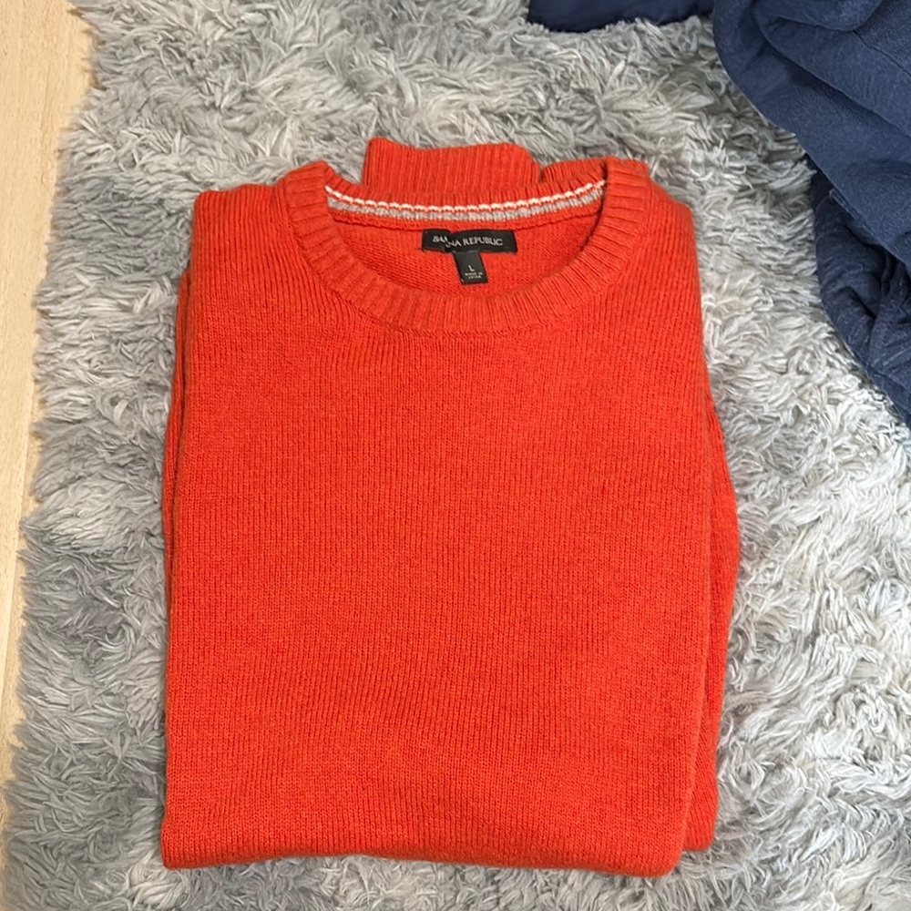 Banana Republic Men's Orange Sweater